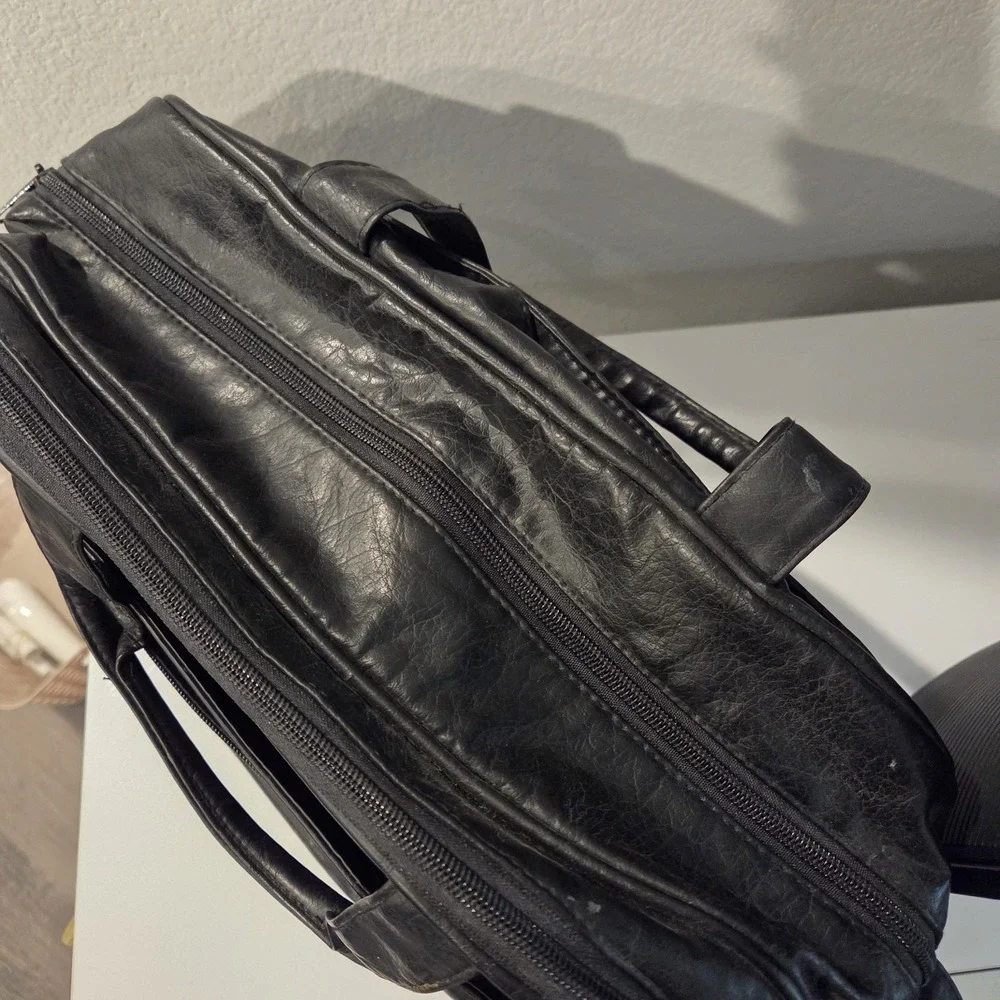 Leather laptop shoulder bag 15x9x6 Inch Book Bag